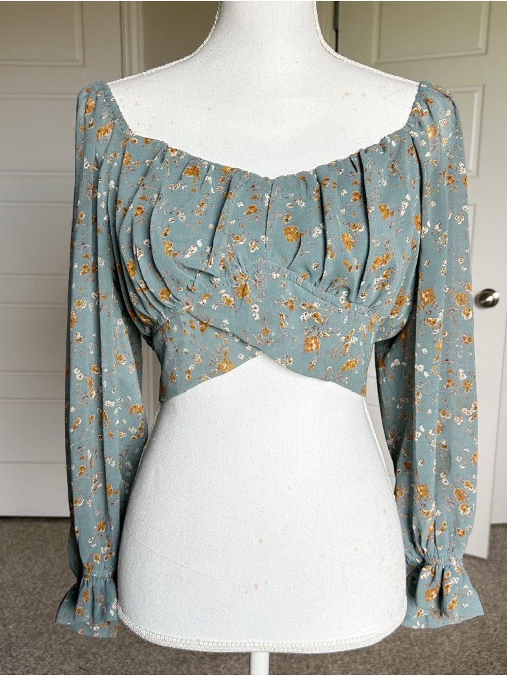 Altar’d State Floral Semi Sheer Long Sleeve Tie Back  Blouse Green M
